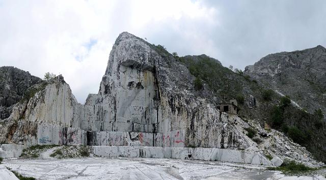 (16)  Quarry at the summit of the Passo del Vestitio.jpg